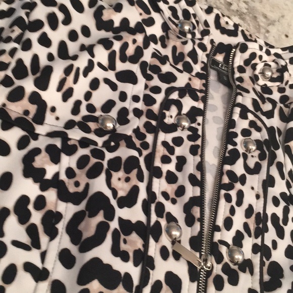 Lisa Cheetah blazer - Picture 3 of 6